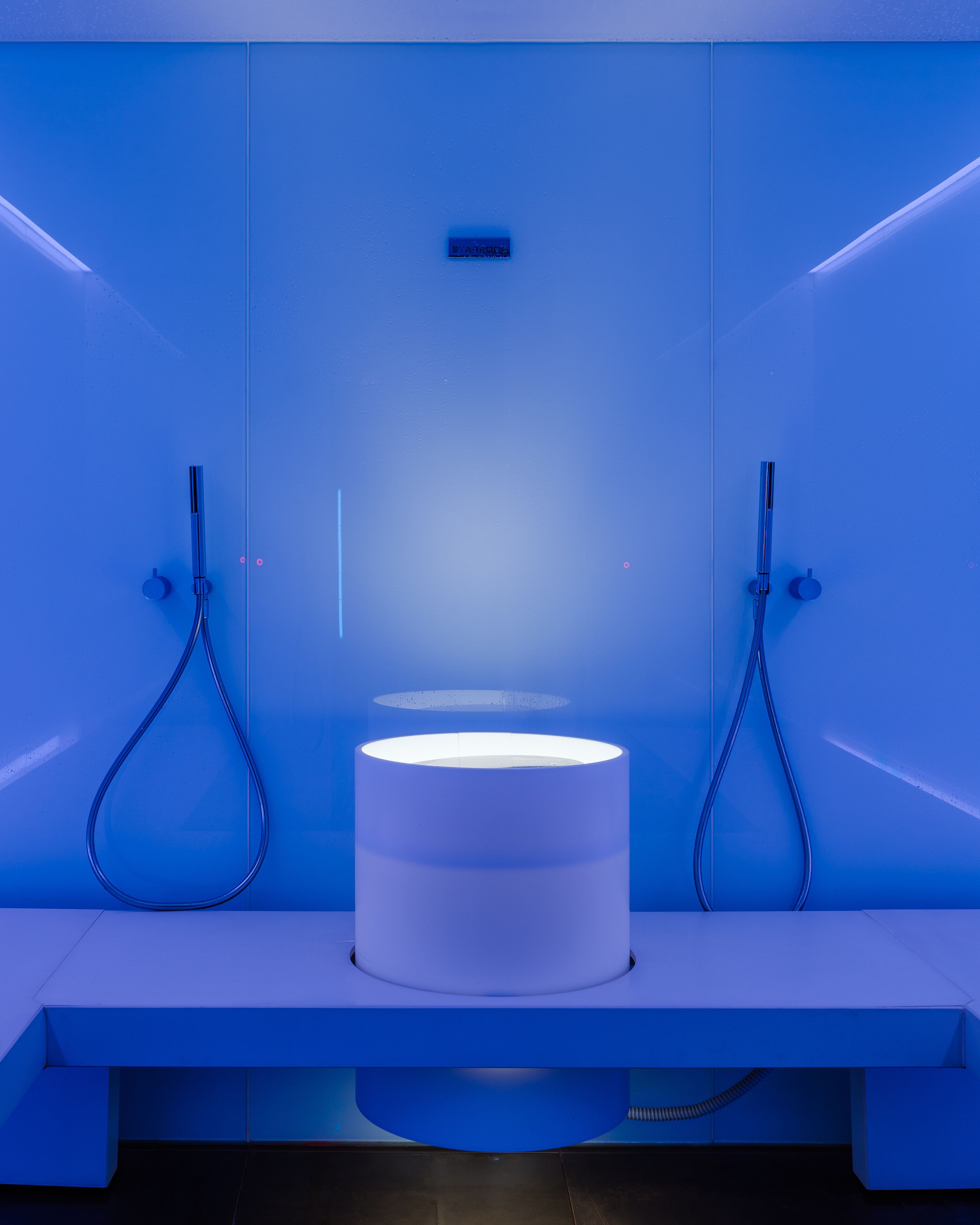 couples treatment room(s), sauna, hot tub, steam room