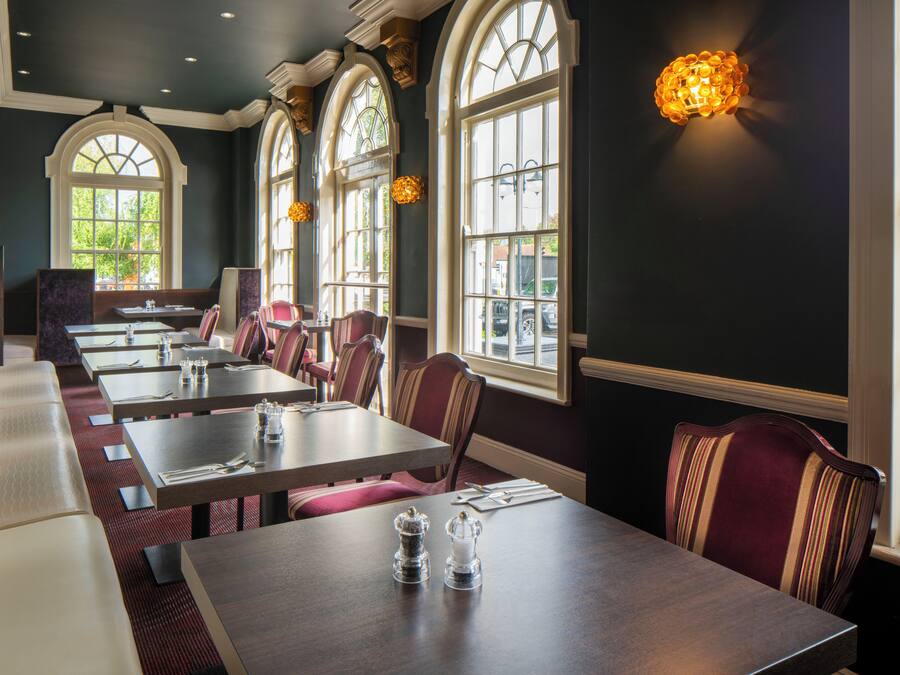 Aperto a colazione, pranzo e cena