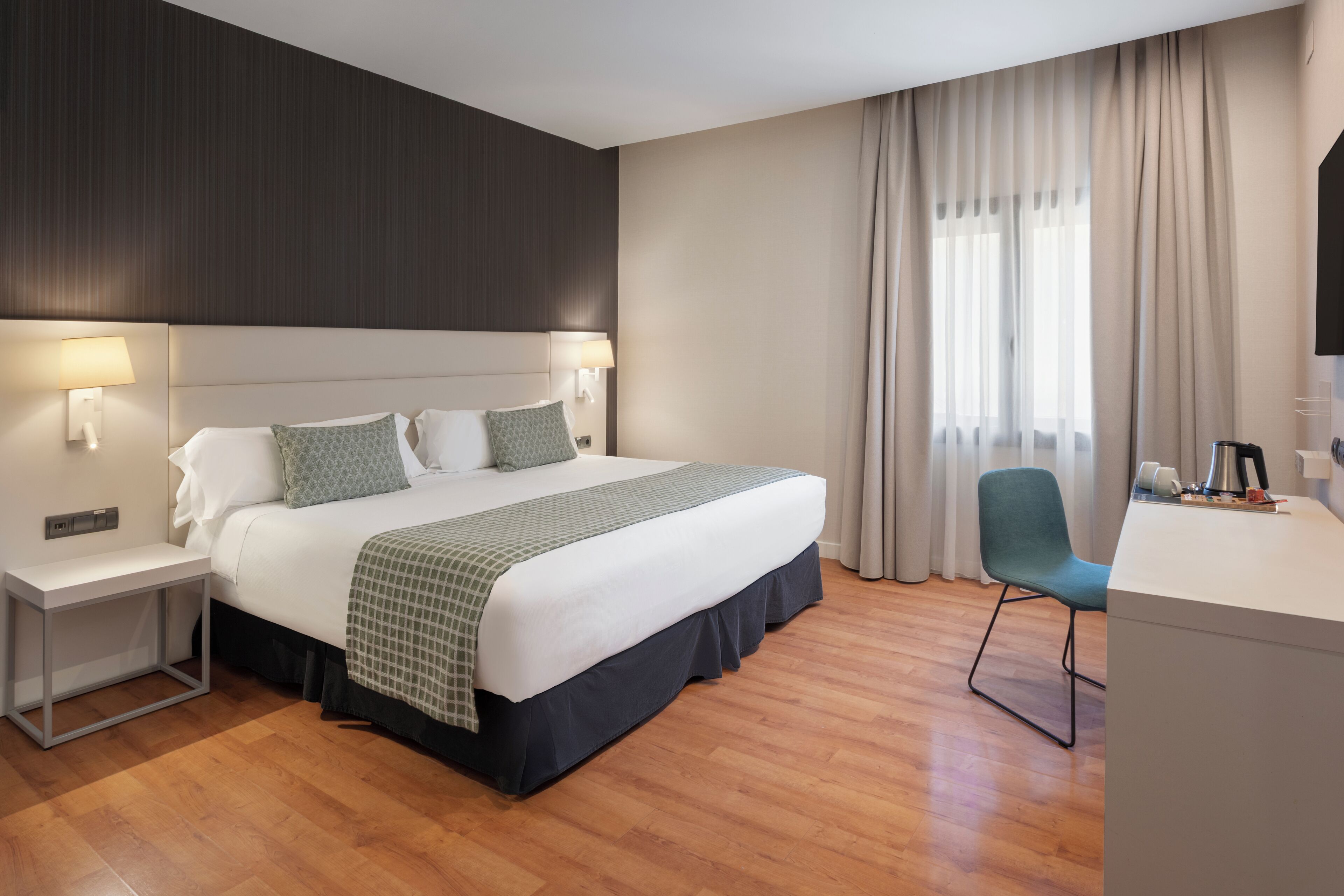 1 bedroom, minibar, in-room safe, desk