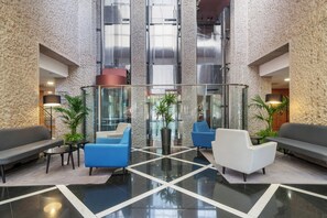 Lobby sitting area - Eurostars Puerta Madrid (Madrid)