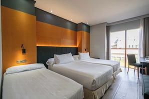 Deluxe Double Room (Sofa Bed)