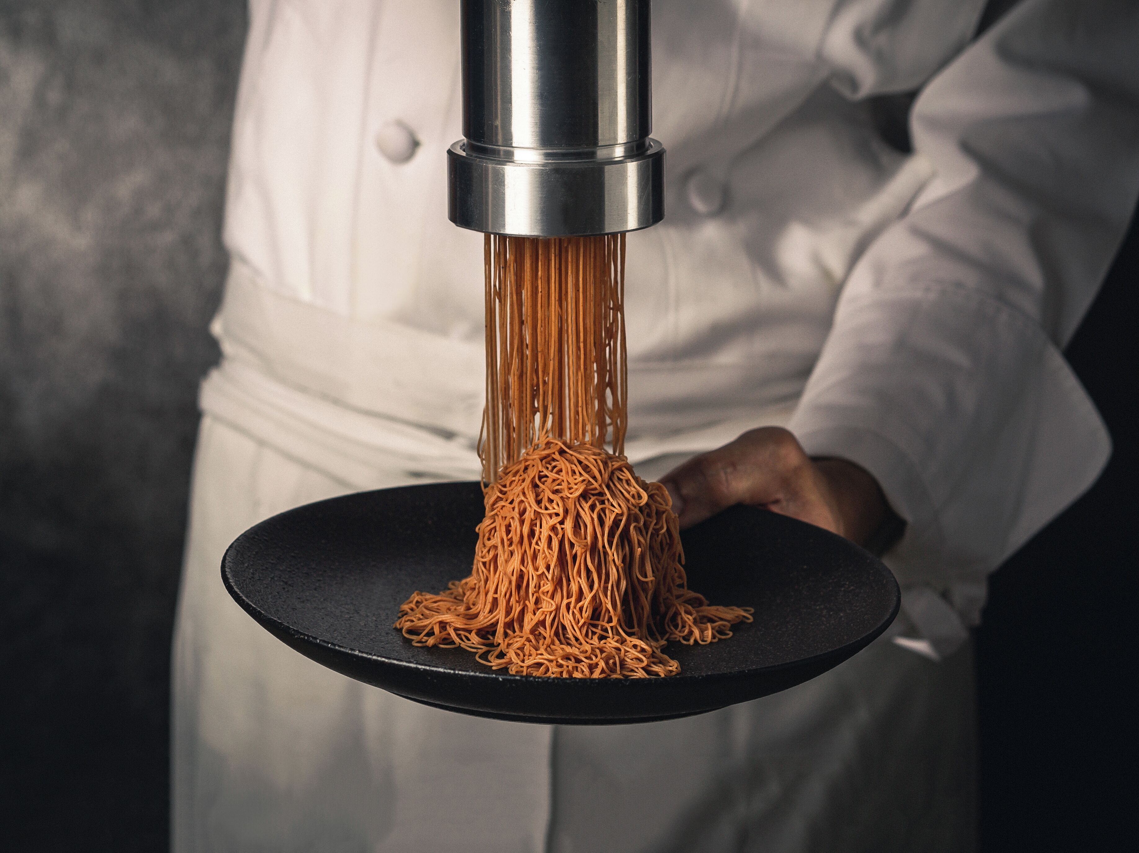 3 restaurants, lunch, dinner served; chinese cuisine