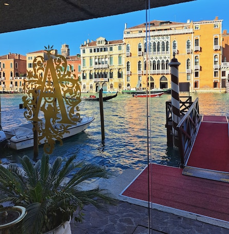 Vista para a cidade. Sina Palazzo Sant'Angelo