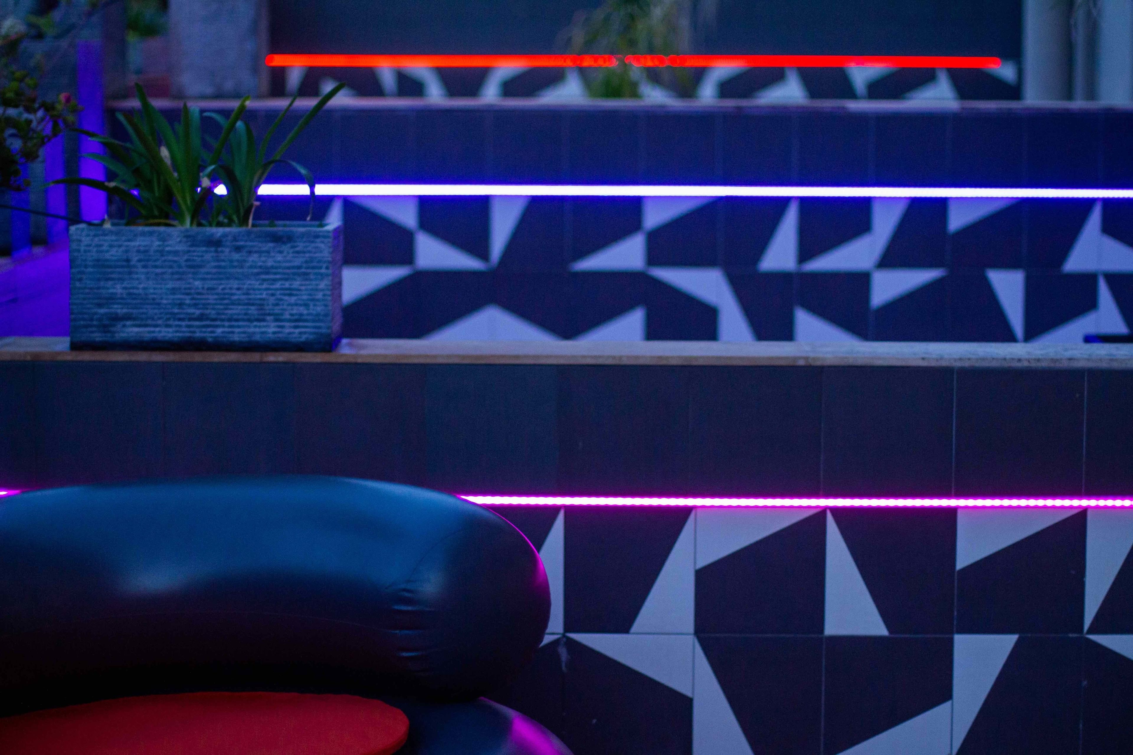 deluxe room, 1 double or 2 single beds | balcony