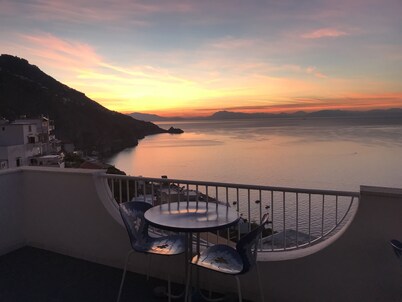 Hotel Holiday