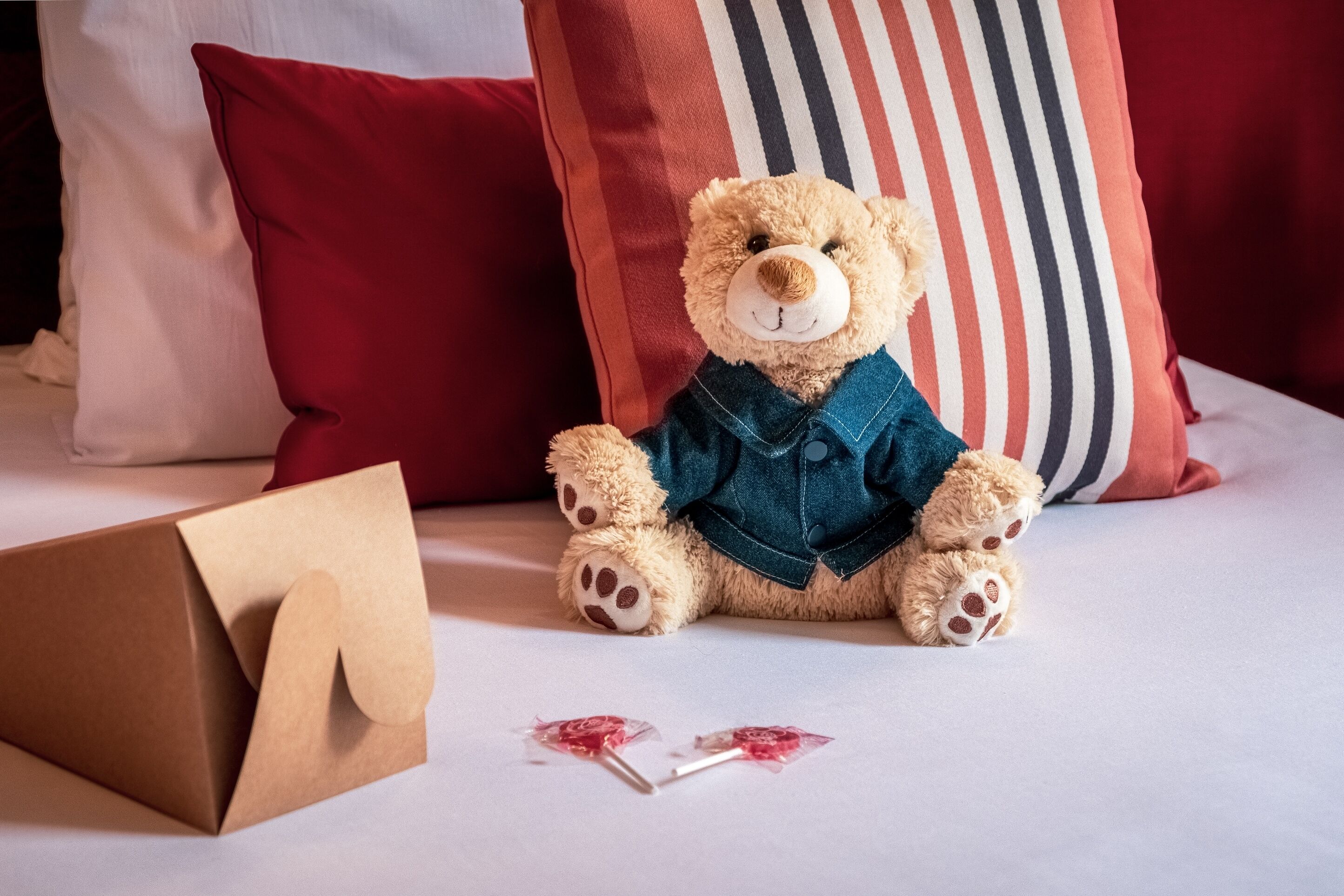 executive room | 1 bedroom, premium bedding, pillow-top beds, free minibar