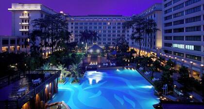 Dong Fang Hotel Guangzhou - Free Shuttle bus to Canton Fair Complex & Overseas Buyer Registration Services