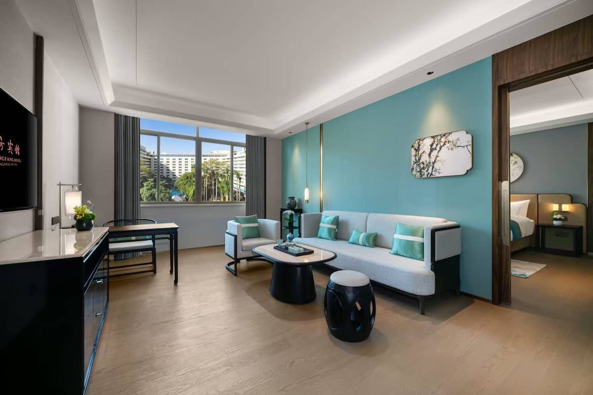 Suite – deluxe | Oppholdsområde | LCD-TV