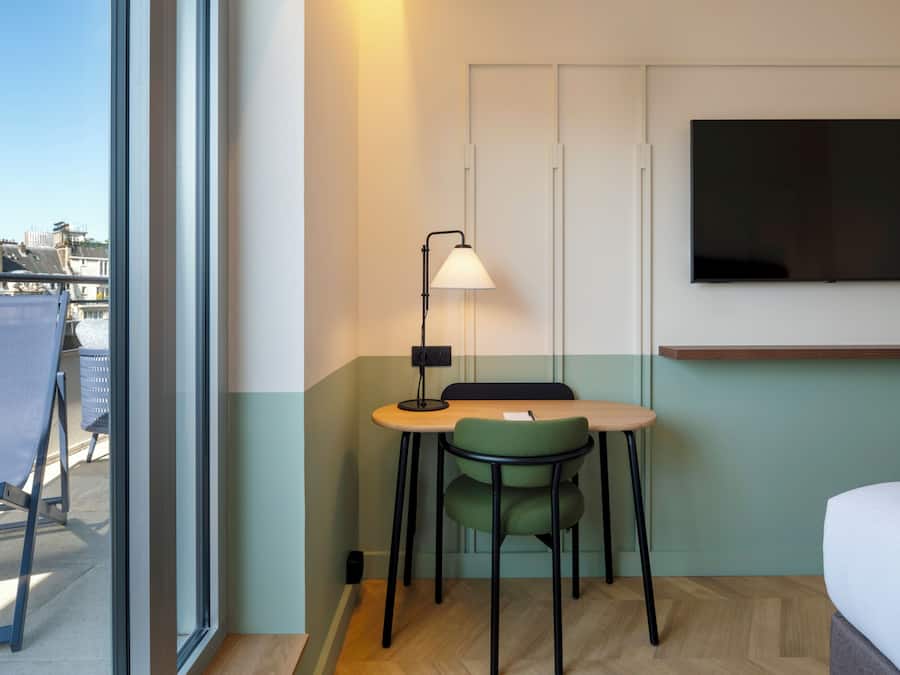 In-room safe, blackout curtains, soundproofing, free WiFi
