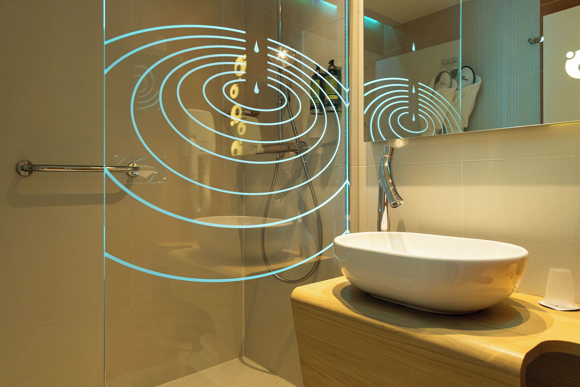 minibar, in-room safe, desk, blackout curtains