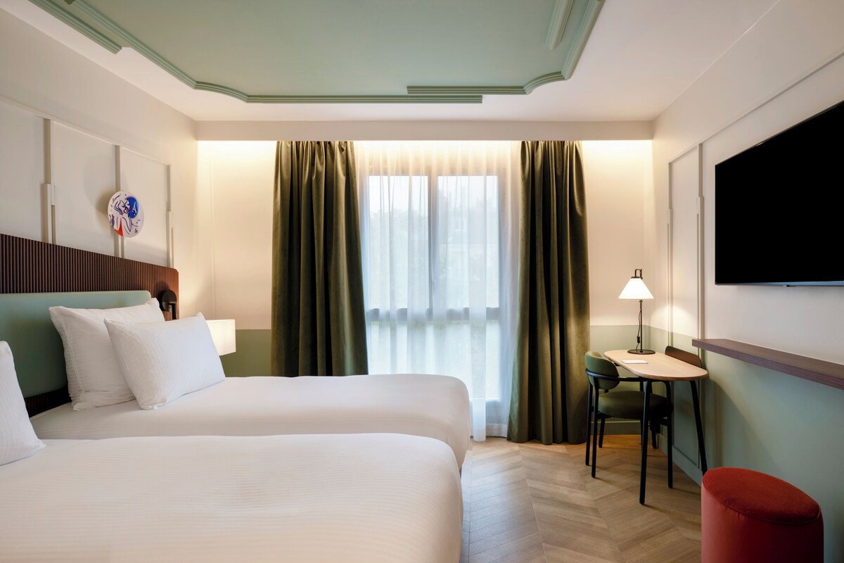Supérieure TWIN - L'Affranchie | Cofres nos quartos, cortinas blackout, quartos à prova de som