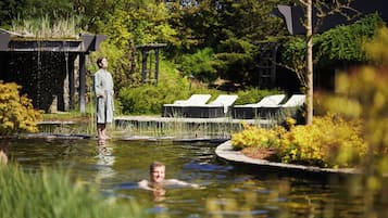 Outdoor treatment areas, sauna, steam room, body treatments