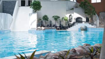 2 indoor pools