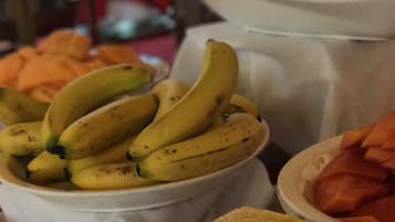 Colazione completa, servita tutte le mattine (9875 CRC a persona)