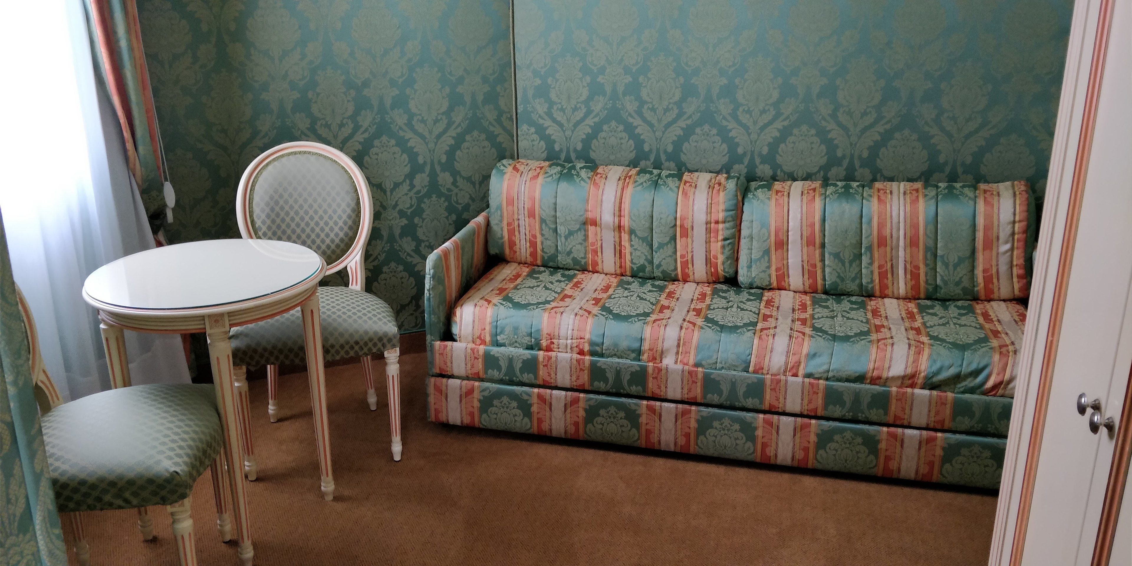 classic triple | living area | 32-inch smart tv with digital channels