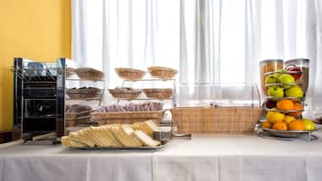 Daily buffet breakfast for a fee