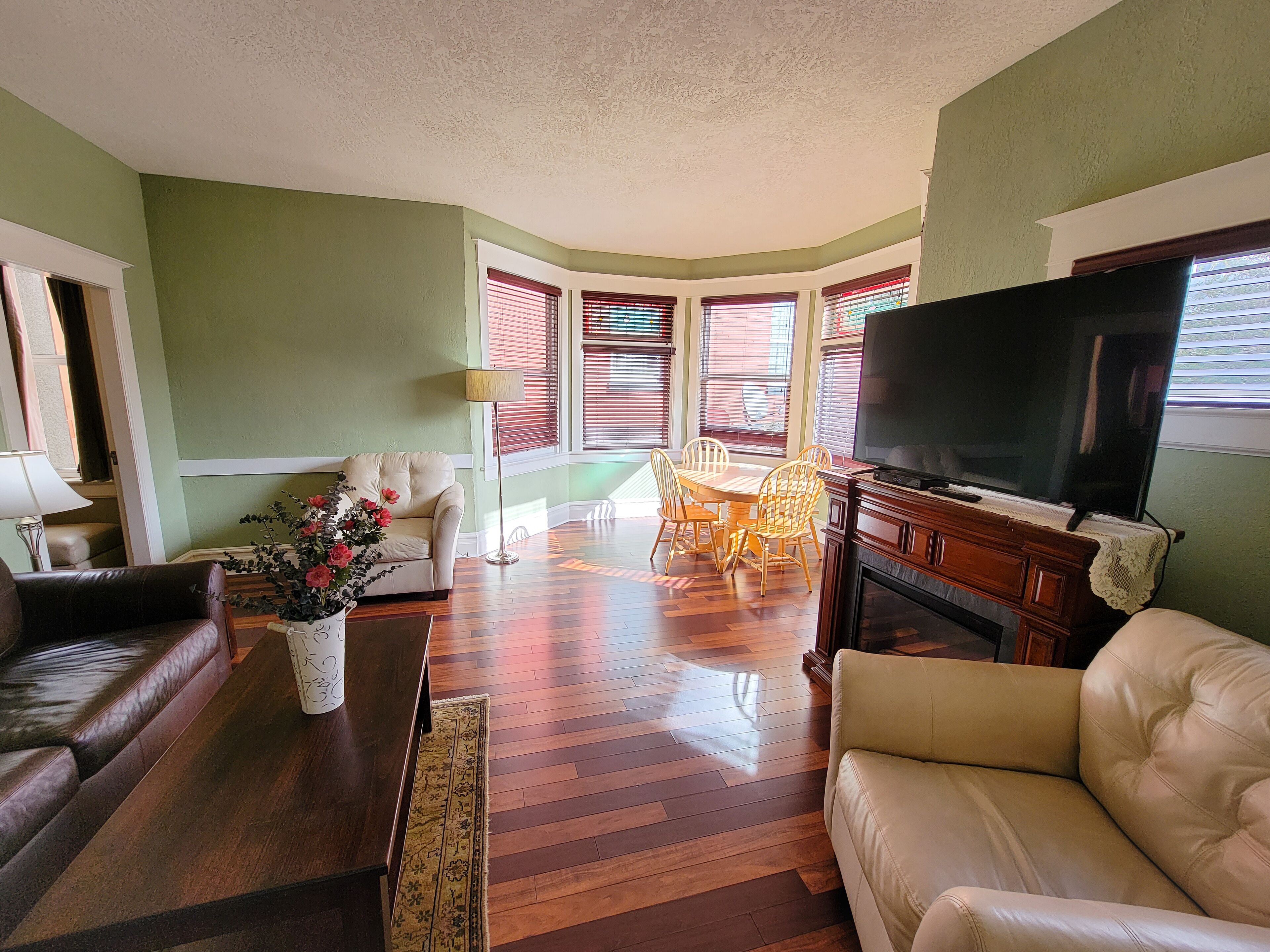 Suite, 1 Schlafzimmer, zum Garten hin | Wohnzimmer