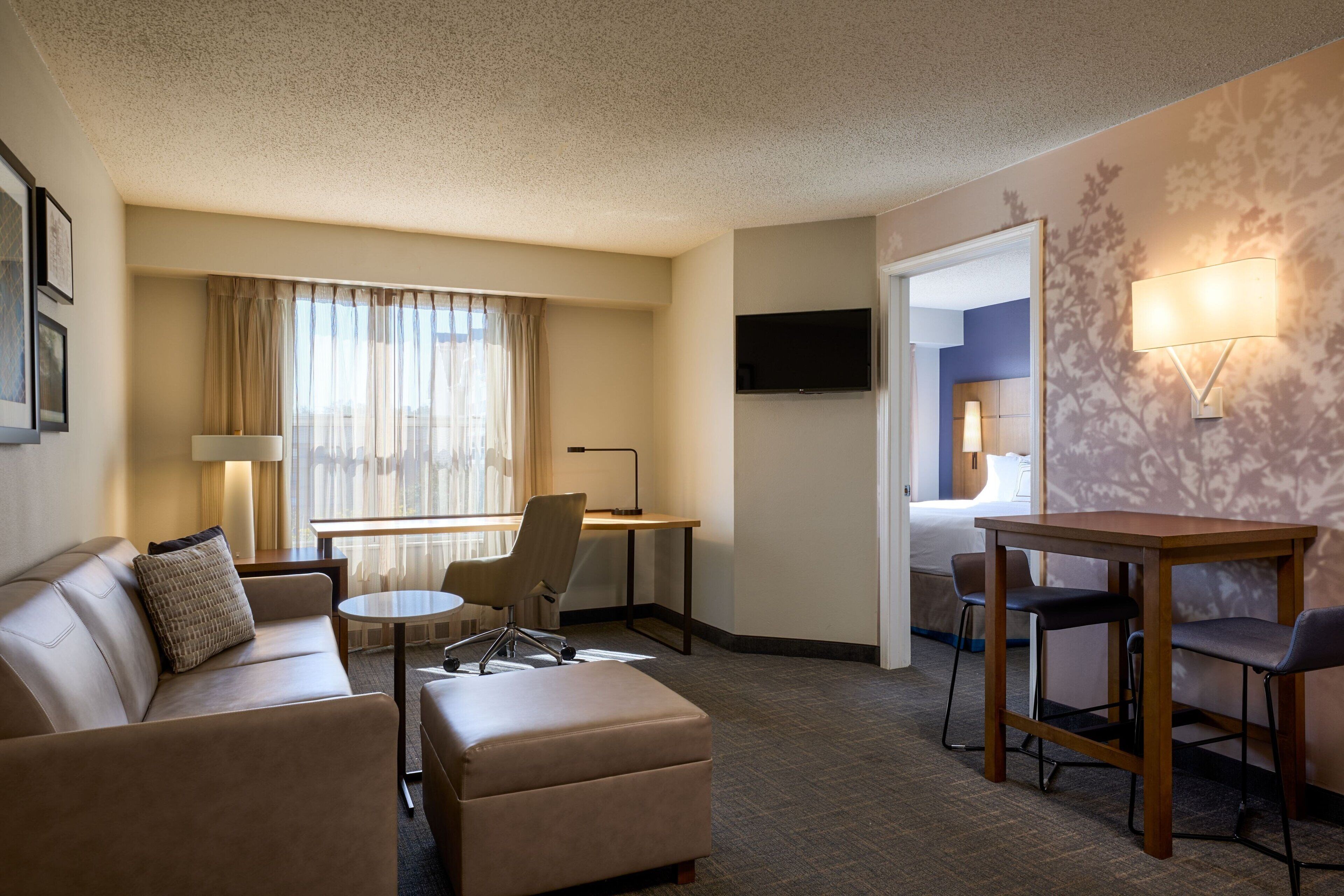 suite, 1 bedroom | in-room safe, desk, blackout curtains, iron/ironing board