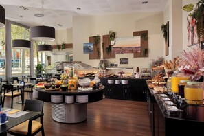 Daily buffet breakfast (EUR 22 per person)