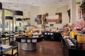 Daily buffet breakfast (EUR 22 per person)