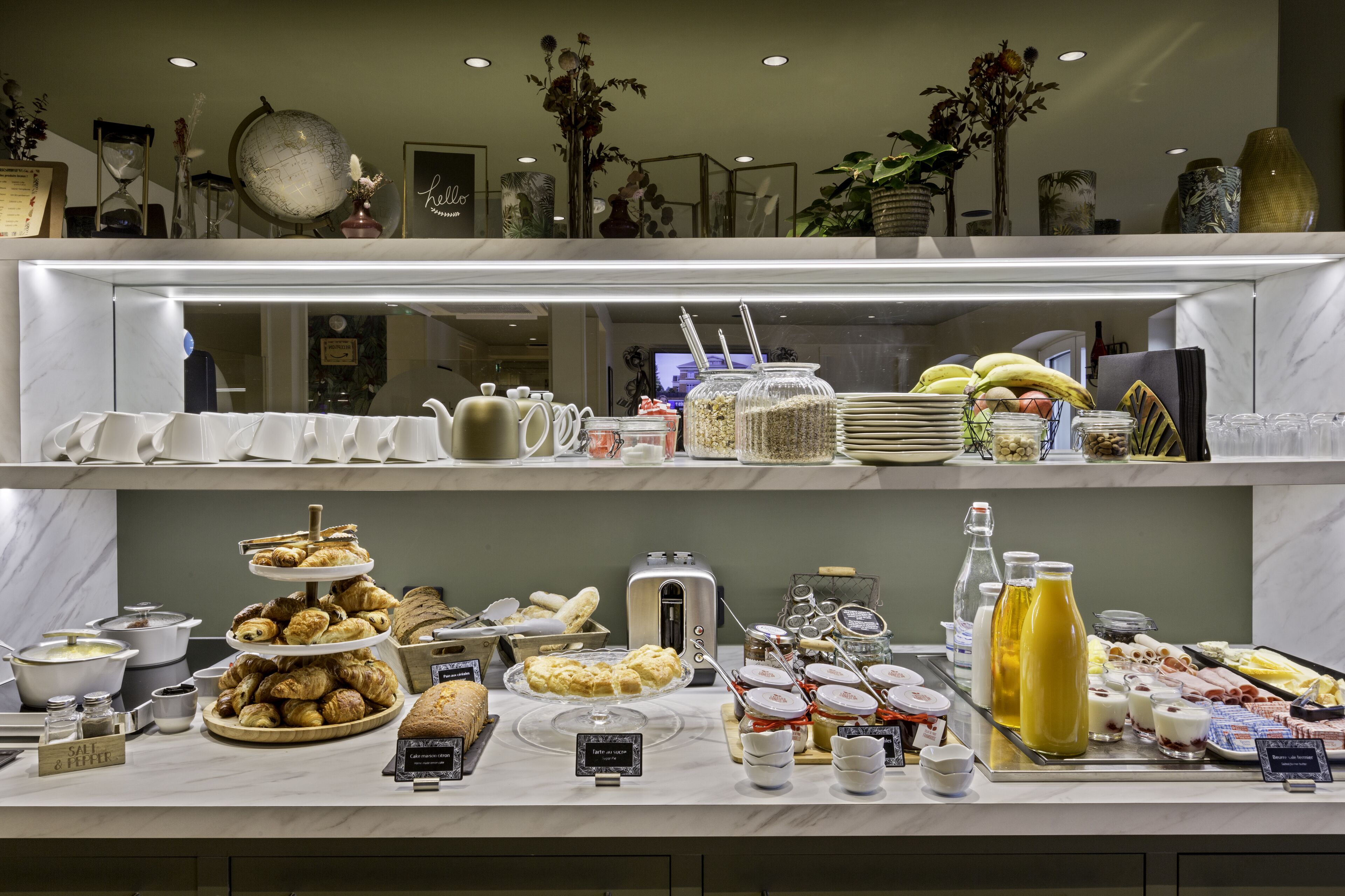 daily buffet breakfast (eur 13 per person)
