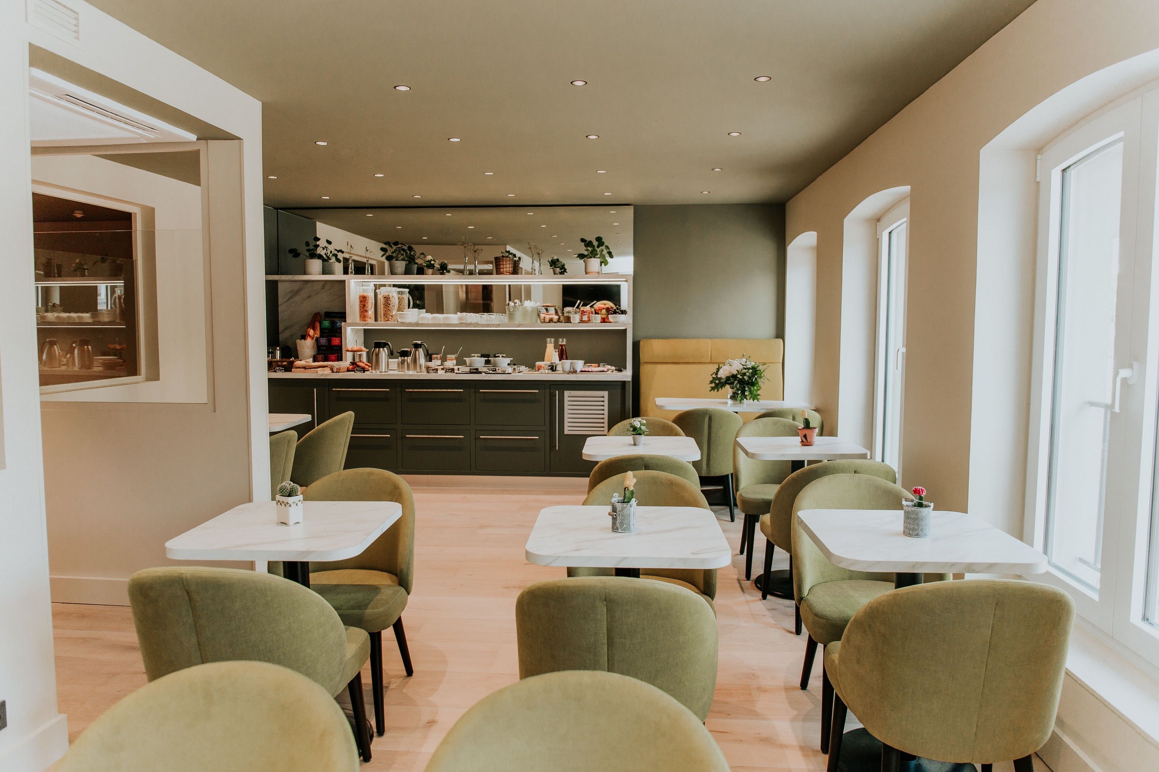 daily buffet breakfast (eur 13 per person)