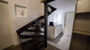 Dúplex, 1 habitación, cocineta | Cocineta privada