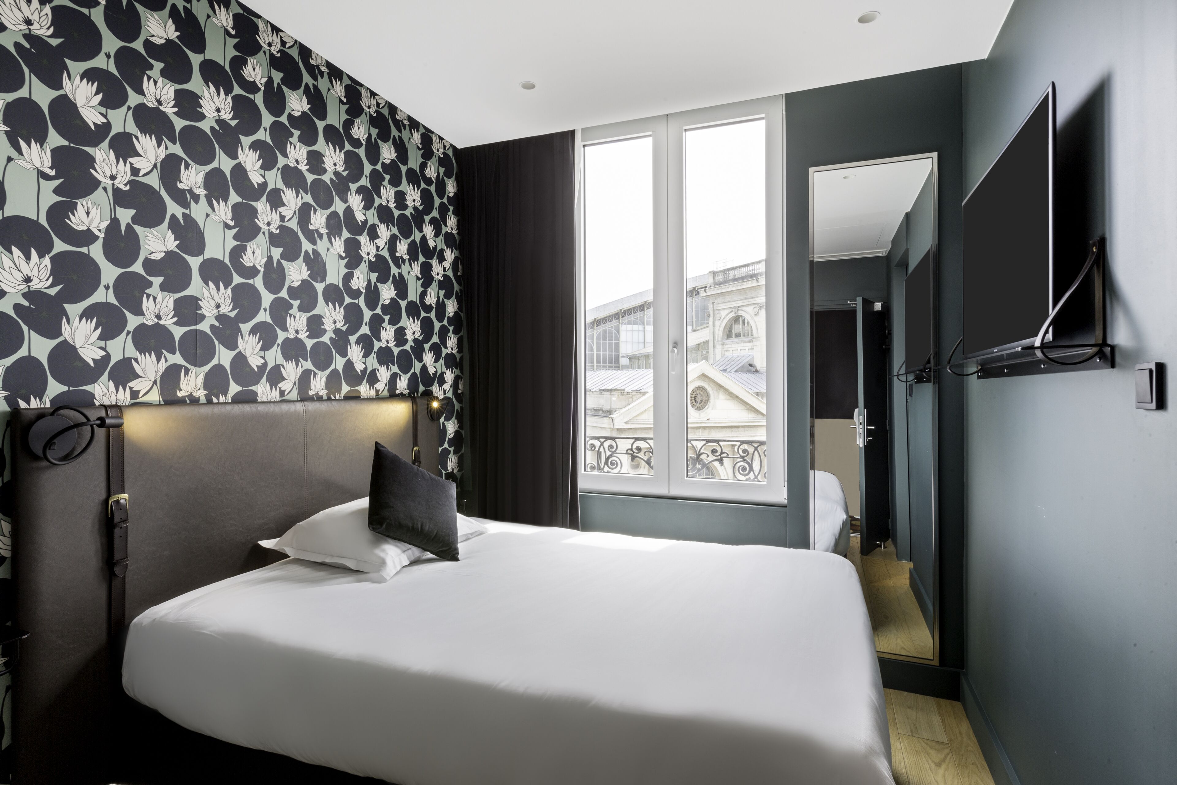 Chambre Simple, salle de bains privée | Coffres-forts dans les chambres, bureau, rideaux occultants