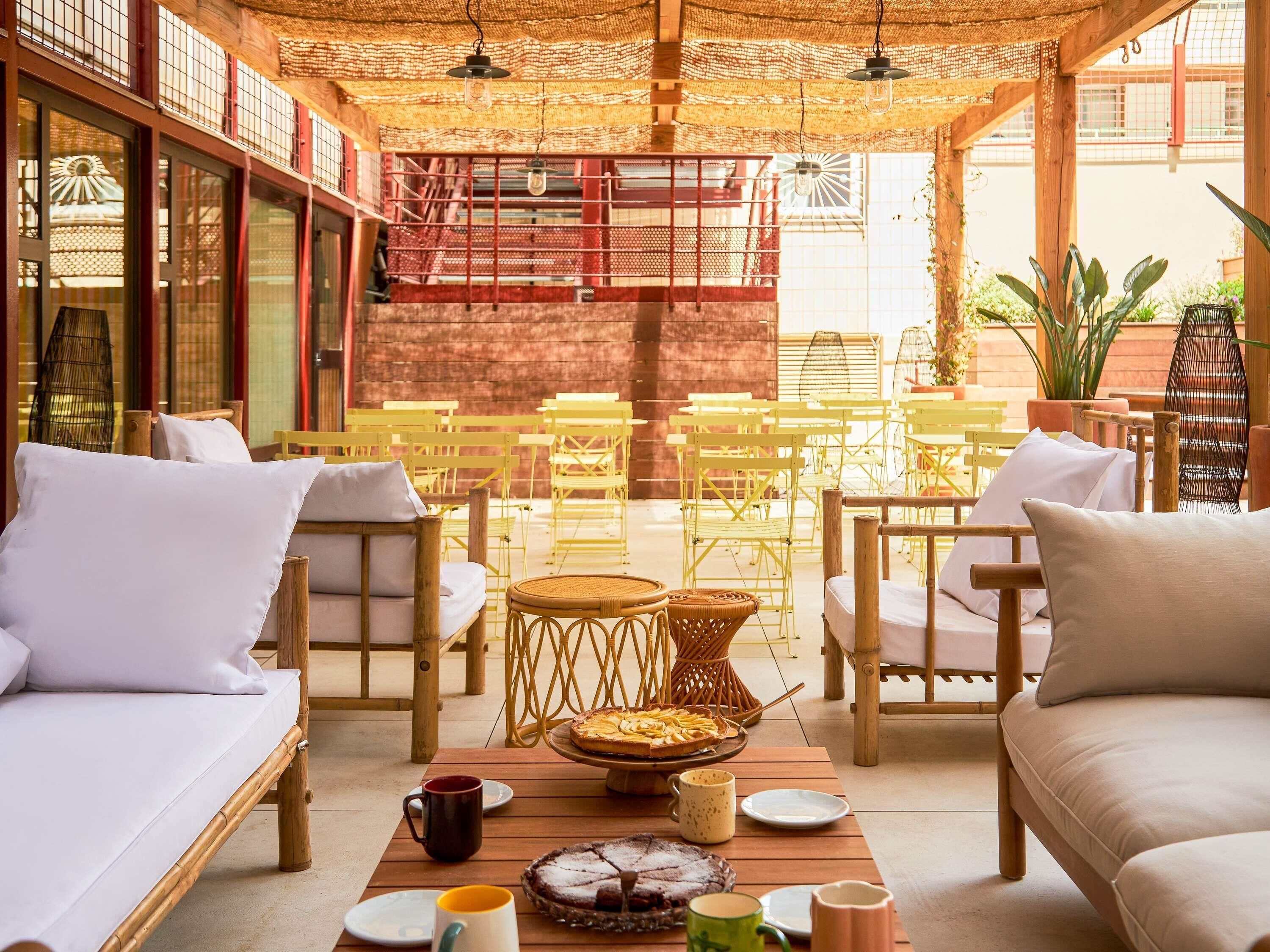 每日供应自助式早餐（每人 EUR 13.90）