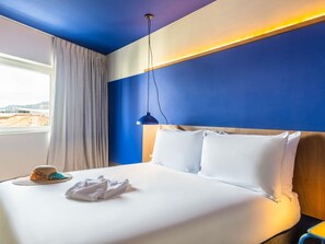 Classic Double Room, 1 Double Bed (Pop Room) - greet hotel Marseille Parc Chanot Velodrome (Marseille)