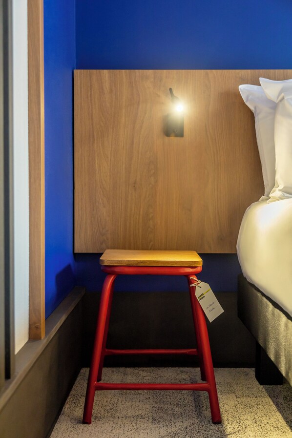 In-room safe, individually decorated, individually furnished, desk - greet hotel Marseille Parc Chanot Vélodrome by Accor (Marseille)