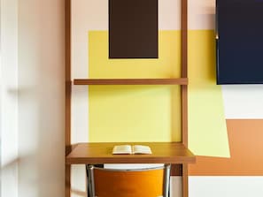 Chambre, 1 lit double (Pop Room) | Coffres-forts dans les chambres, chambres insonorisées