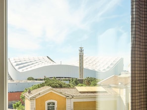 In-room safe, individually decorated, individually furnished, desk - greet hotel Marseille Parc Chanot Vélodrome by Accor (Marseille)