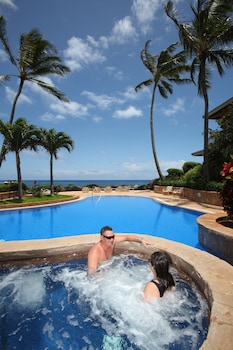 Hotel Exterior at Whalers Cove Oceanfront Resort