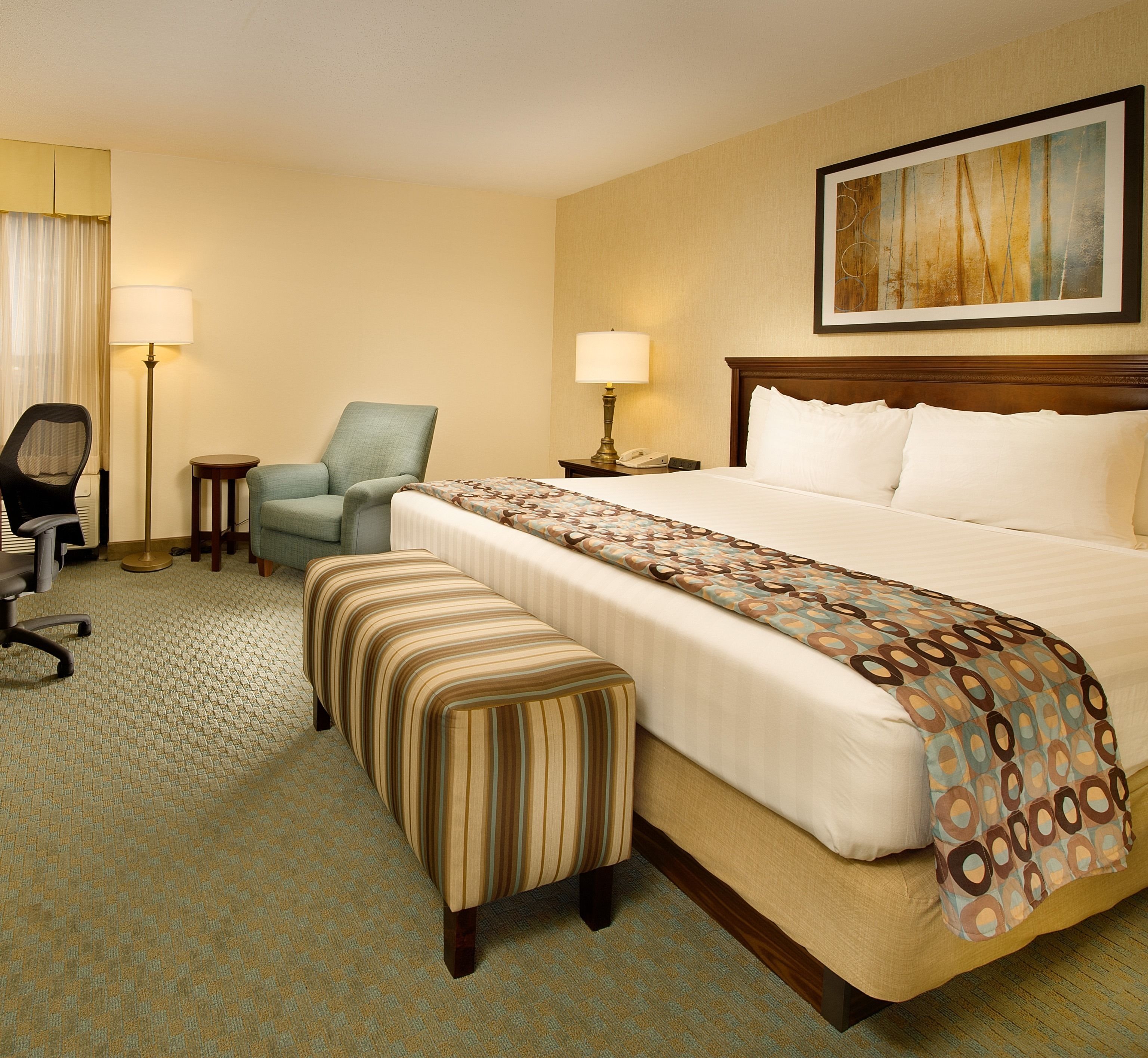 desk, iron/ironing board, free cots/infant beds, rollaway beds