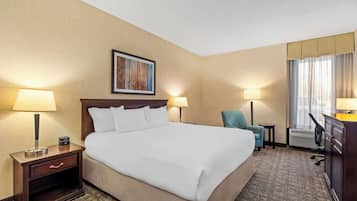 Room, 1 King Bed, Accessible, Non Smoking (Roll-In Shower) | Desk, iron/ironing board, free cribs/infant beds, rollaway beds