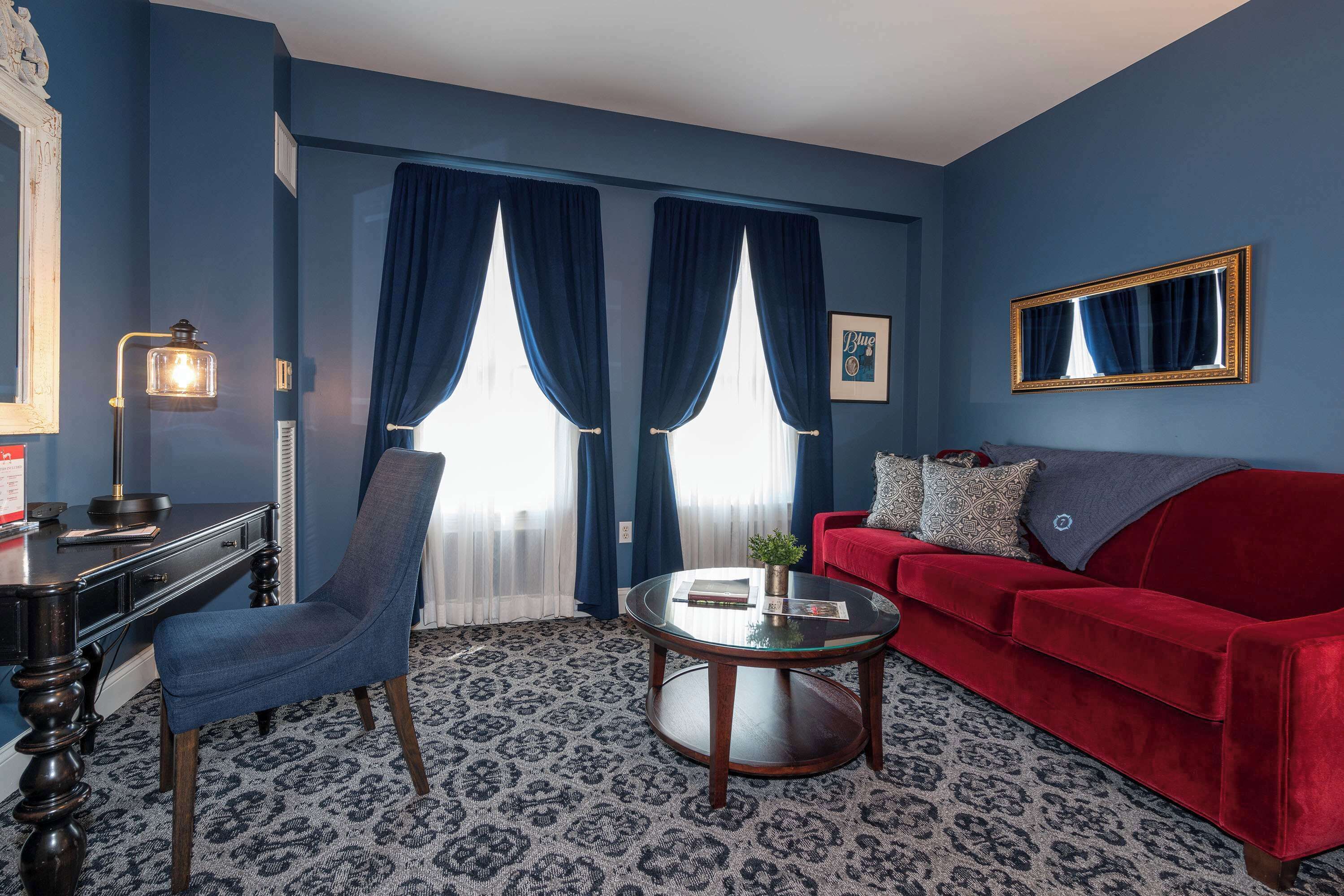 frette italian sheets, premium bedding, in-room safe, soundproofing