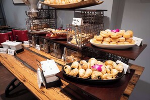 Desayuno buffet incluido todos los días