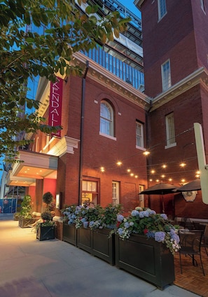 Unclassified image, 2 of 133, button - The Kendall Hotel at the Engine 7 Firehouse (Cambridge)
