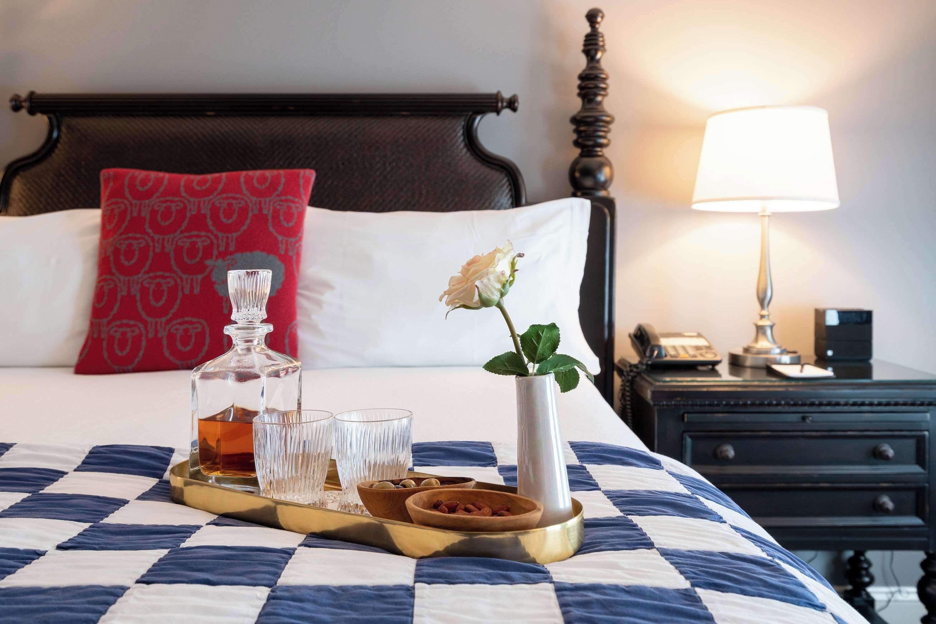 frette italian sheets, premium bedding, in-room safe, soundproofing