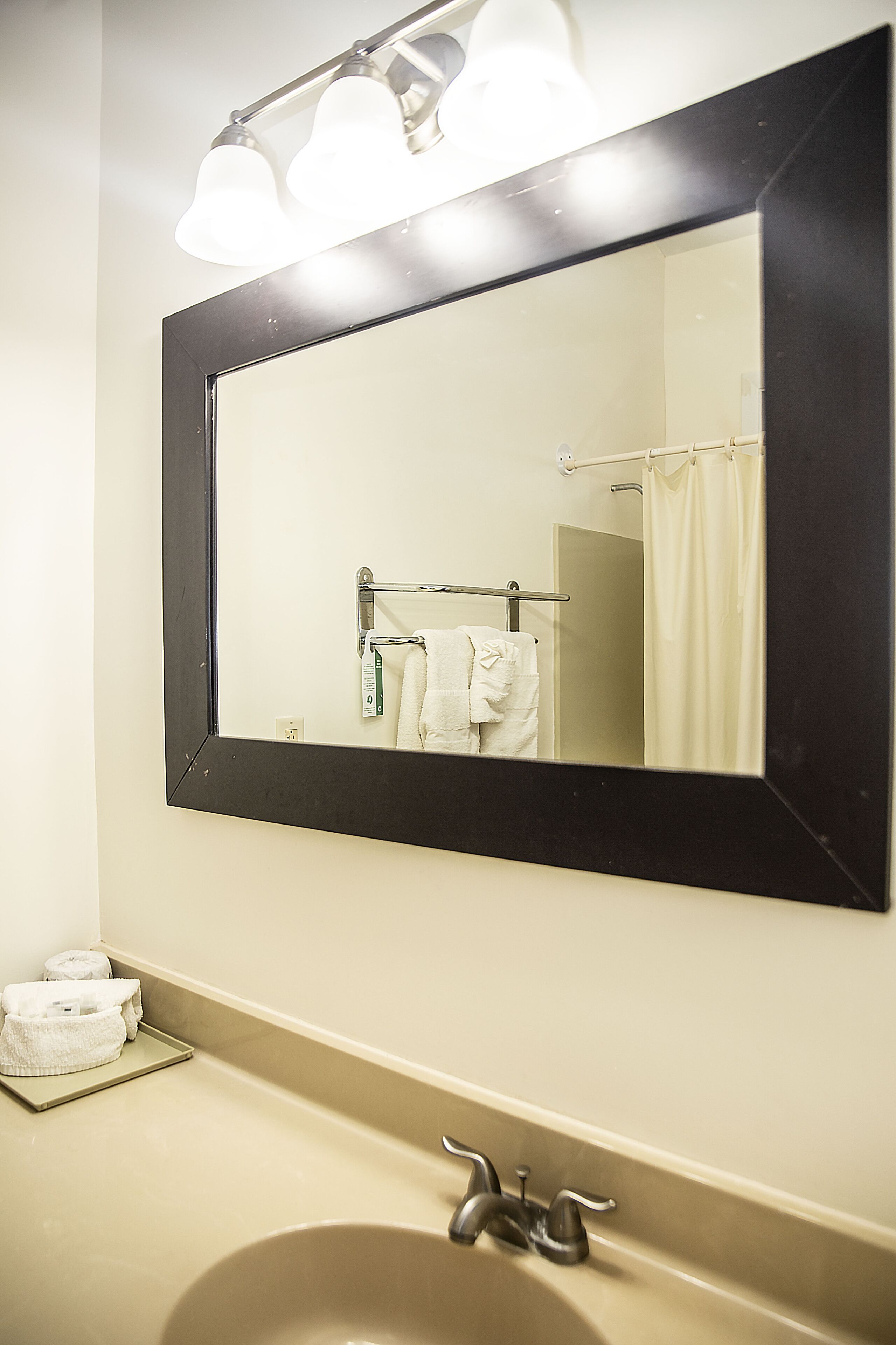 room, poolside | bathroom | shower, towels