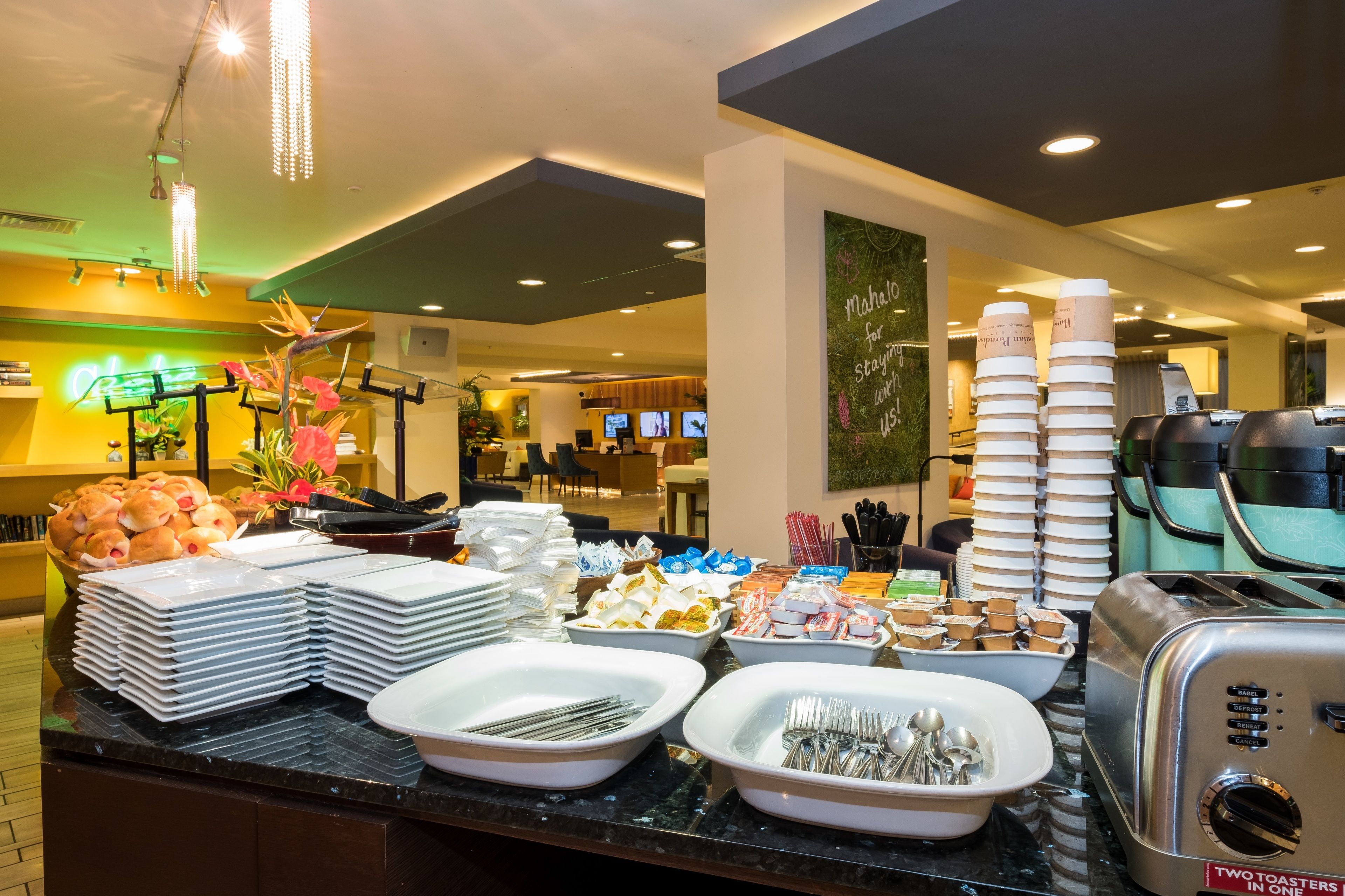 free daily continental breakfast