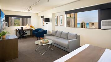 Premium bedding, down comforters, in-room safe, desk