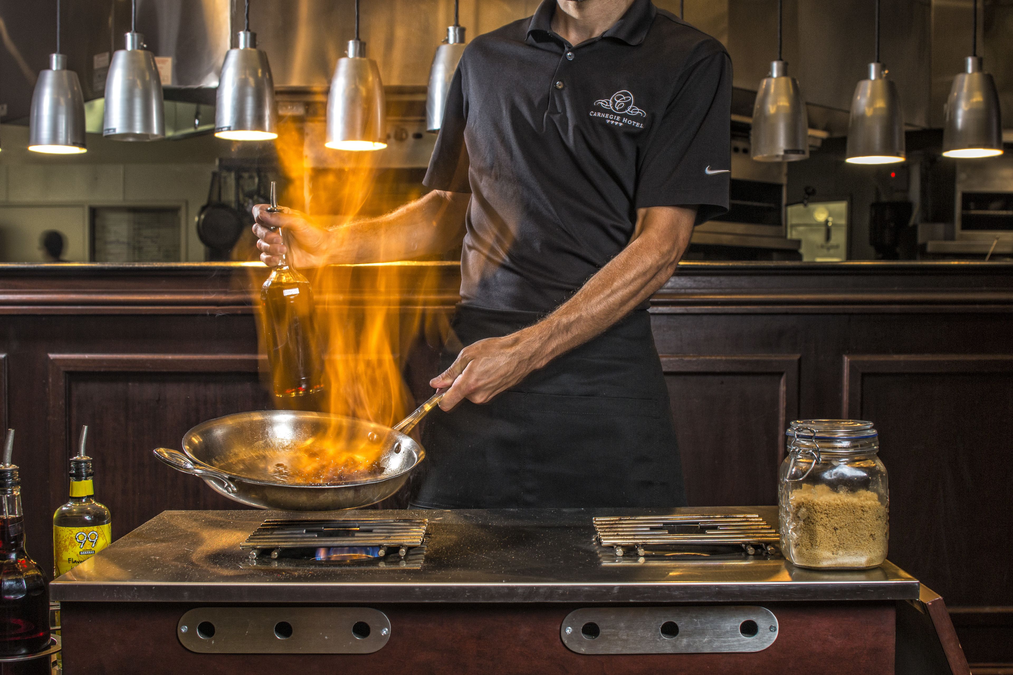 Petit déjeuner, déjeuner et dîner servis sur place