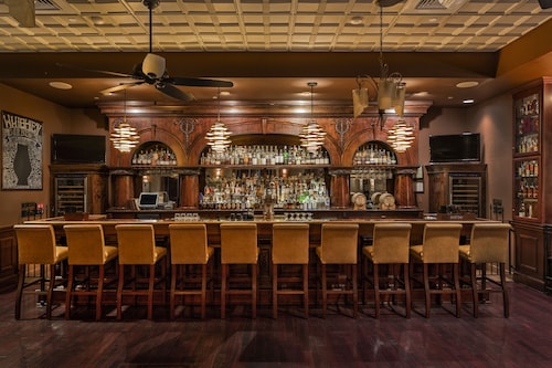 Carnegie Hotel & Spa