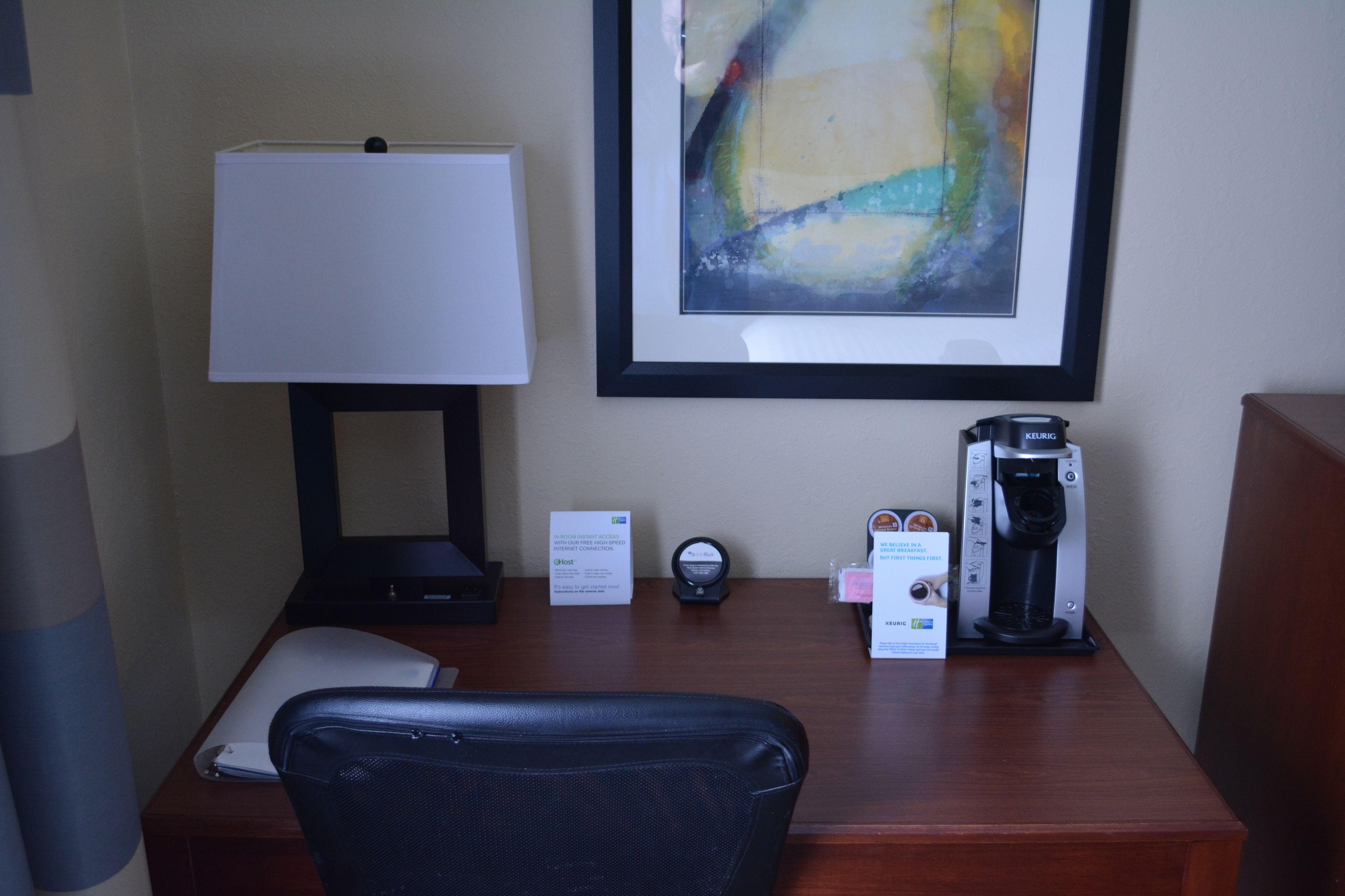 standard room, 1 king bed | room amenity