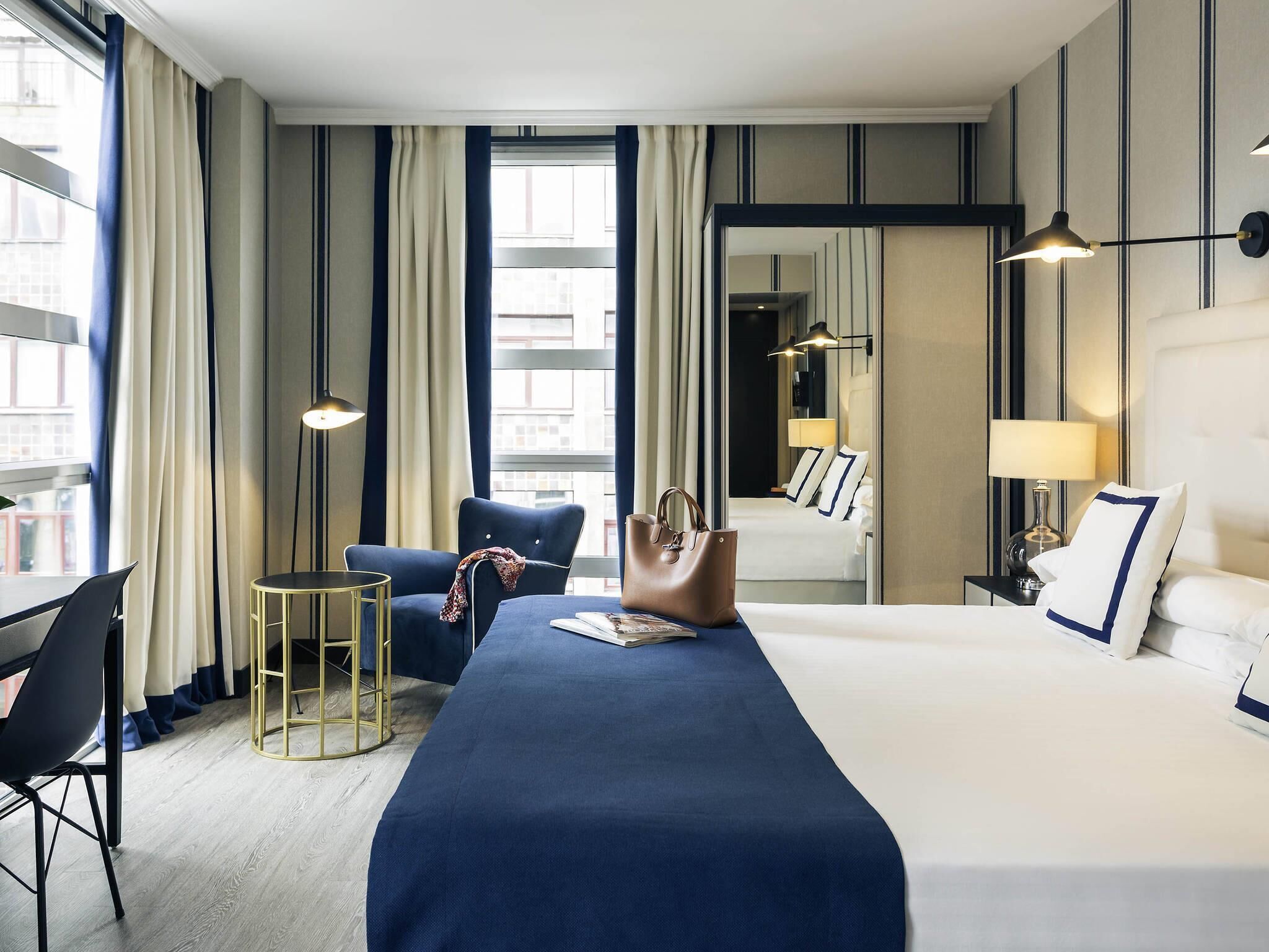 Minibar, in-room safe, desk, blackout curtains