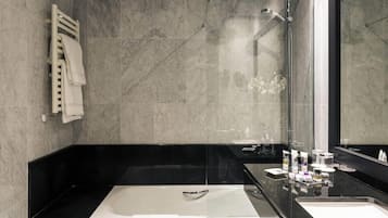 Minibar, in-room safe, desk, blackout drapes