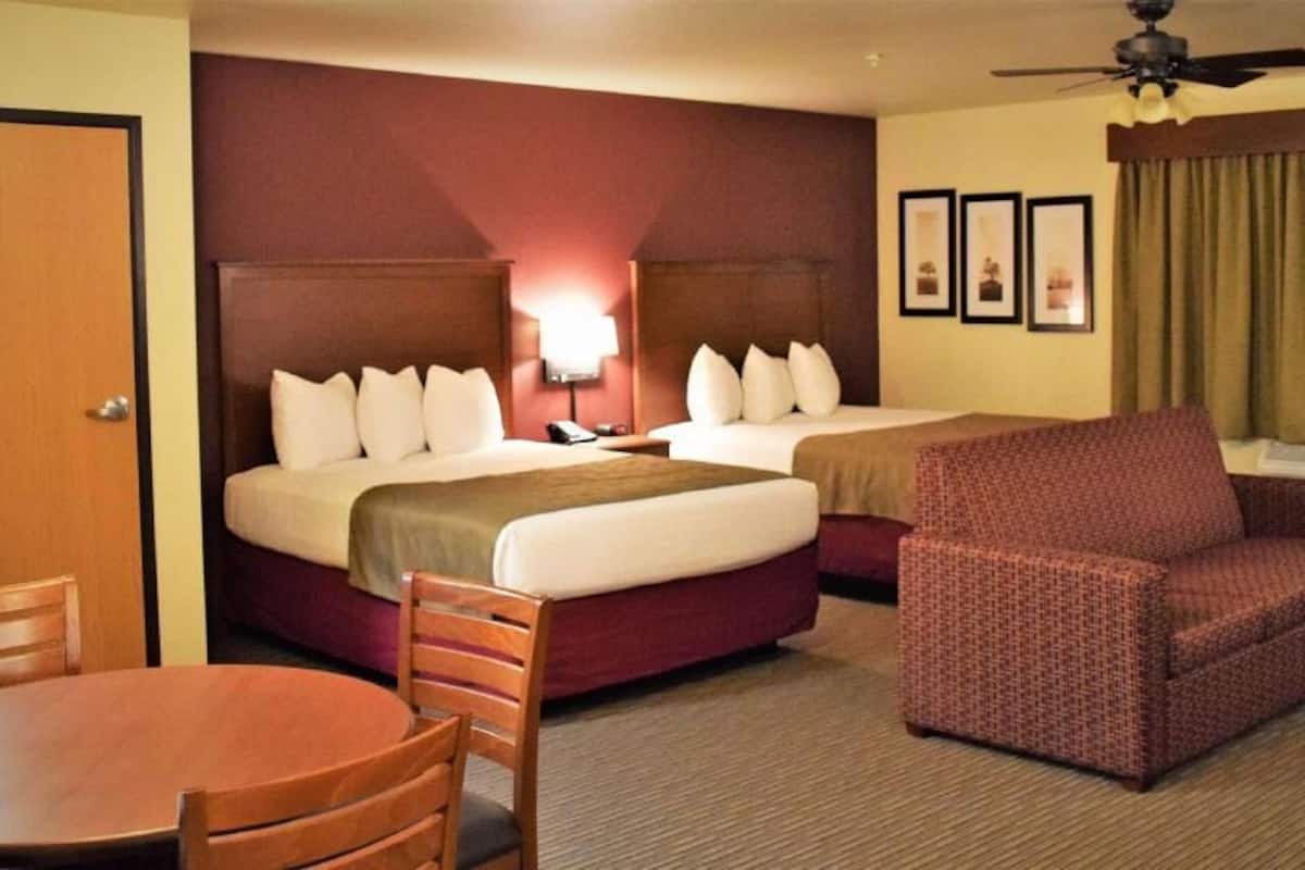In-room safe, desk, laptop workspace, soundproofing