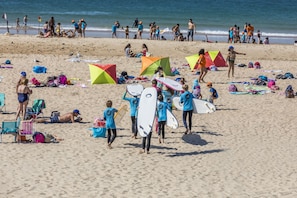Sur la plage, sable blanc